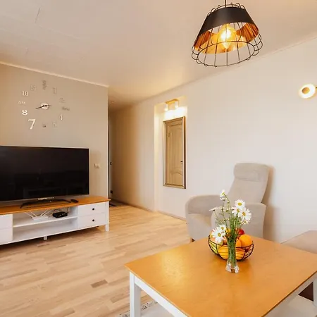 Kuuse 4 Apartment With 2 Bedrooms Haapsalu Extérieur photo