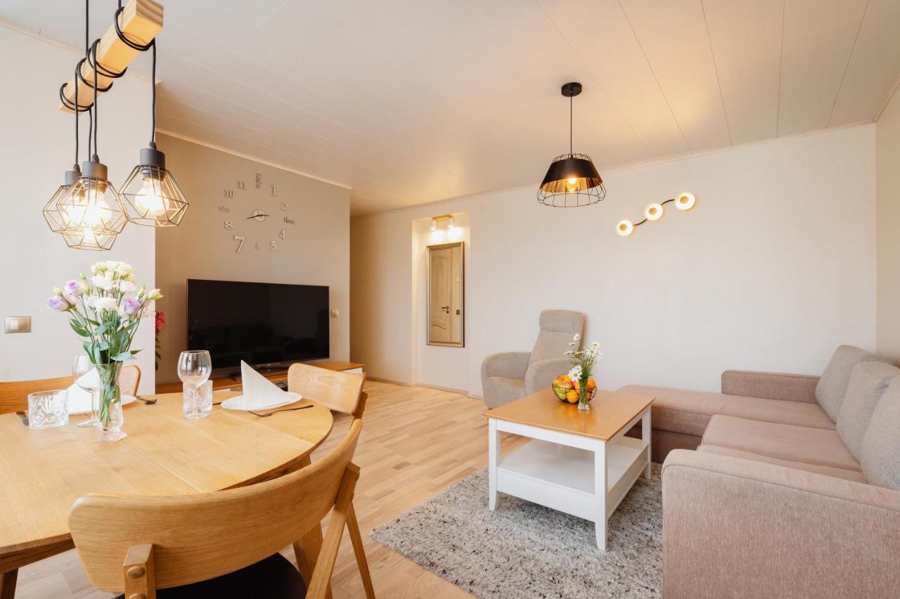 Kuuse 4 With 2 Bedrooms * Haapsalu